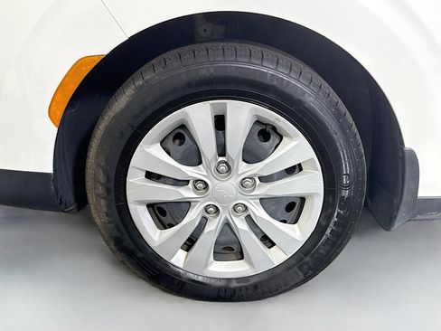 Used 2023 Kia Soul LX FWD image 37