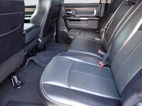 Used 2018 RAM 1500 Laramie image 10