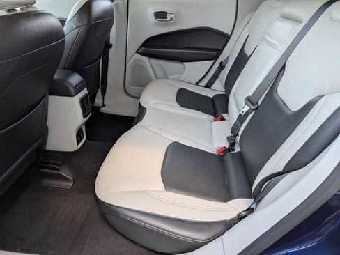 Used 2018 Jeep Compass Limited w/ Navigation Group FWD image 18