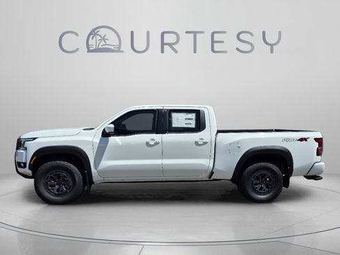 New 2026 Nissan Frontier PRO-4X w/ Tow Package AWD/4WD image 2