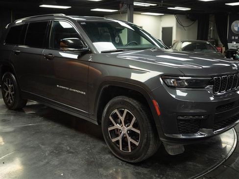 Used 2024 Jeep Grand Cherokee L Limited w/ Luxury Tech Group II AWD/4WD image 5