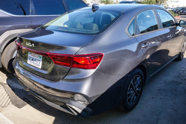 Used 2023 Kia Forte LXS FWD image 11