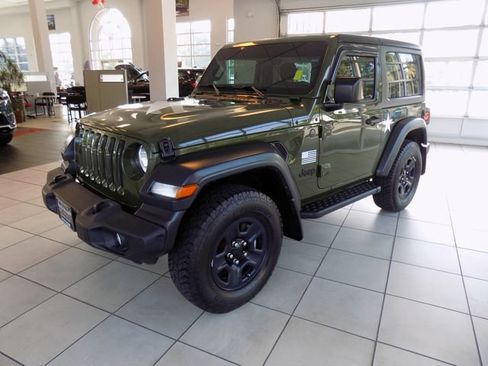 Certified 2023 Jeep Wrangler Sport AWD/4WD image 3