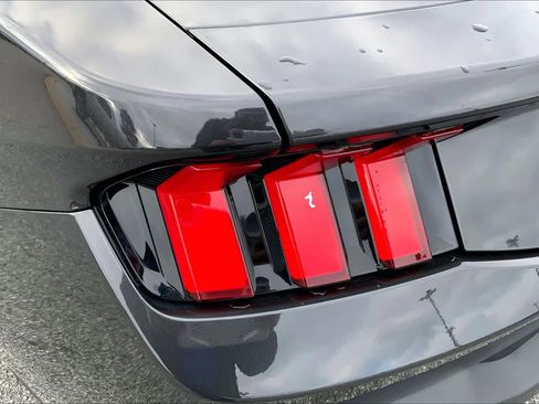 Used 2024 Ford Mustang Coupe image 50