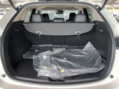 Used 2025 MAZDA CX-5 Carbon Edition image 16