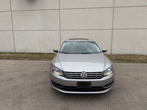 Used 2013 Volkswagen Passat TDI SE image 4