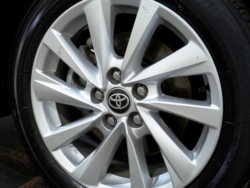 Used 2024 Toyota Camry LE FWD image 7