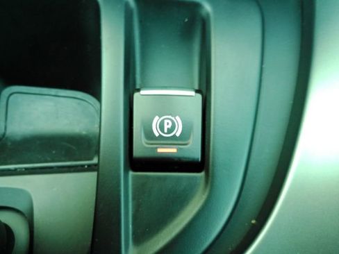 Used 2015 BMW i8 Base image 44