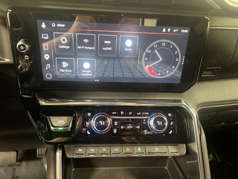 Certified 2026 GMC Sierra 1500 Denali w/ Denali Reserve Package AWD/4WD image 23