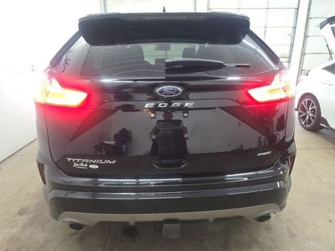 Used 2023 Ford Edge Titanium w/ Equipment Group 301A AWD/4WD image 10