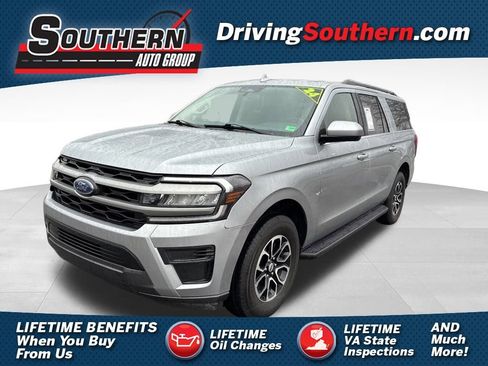 Used 2024 Ford Expedition Max XLT image 1