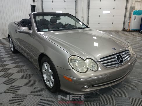 Used 2004 Mercedes-Benz CLK 320 Cabriolet image 9