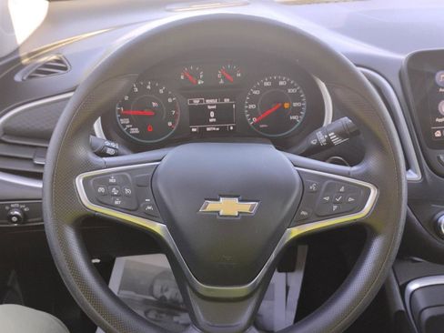 Used 2023 Chevrolet Malibu LT image 29