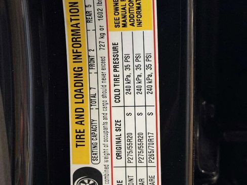 Used 2017 Chevrolet Tahoe LT w/ LT Signature Package image 22