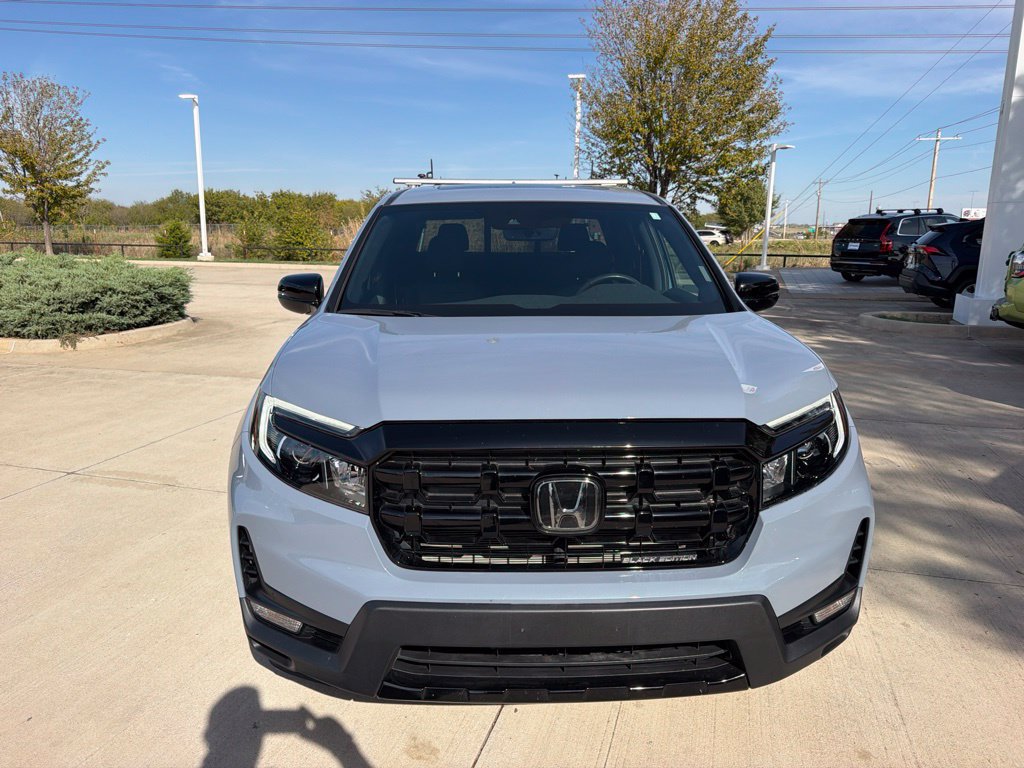Used 2025 Honda Ridgeline Black Edition image 2