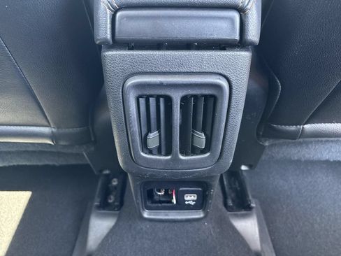 Used 2021 Jeep Compass Limited AWD/4WD image 24