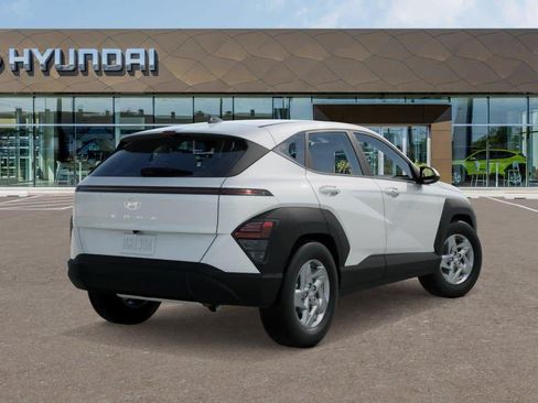 Used 2026 Hyundai Kona SE FWD image 7