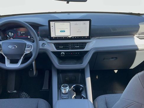 New 2026 Ford Explorer Active image 10