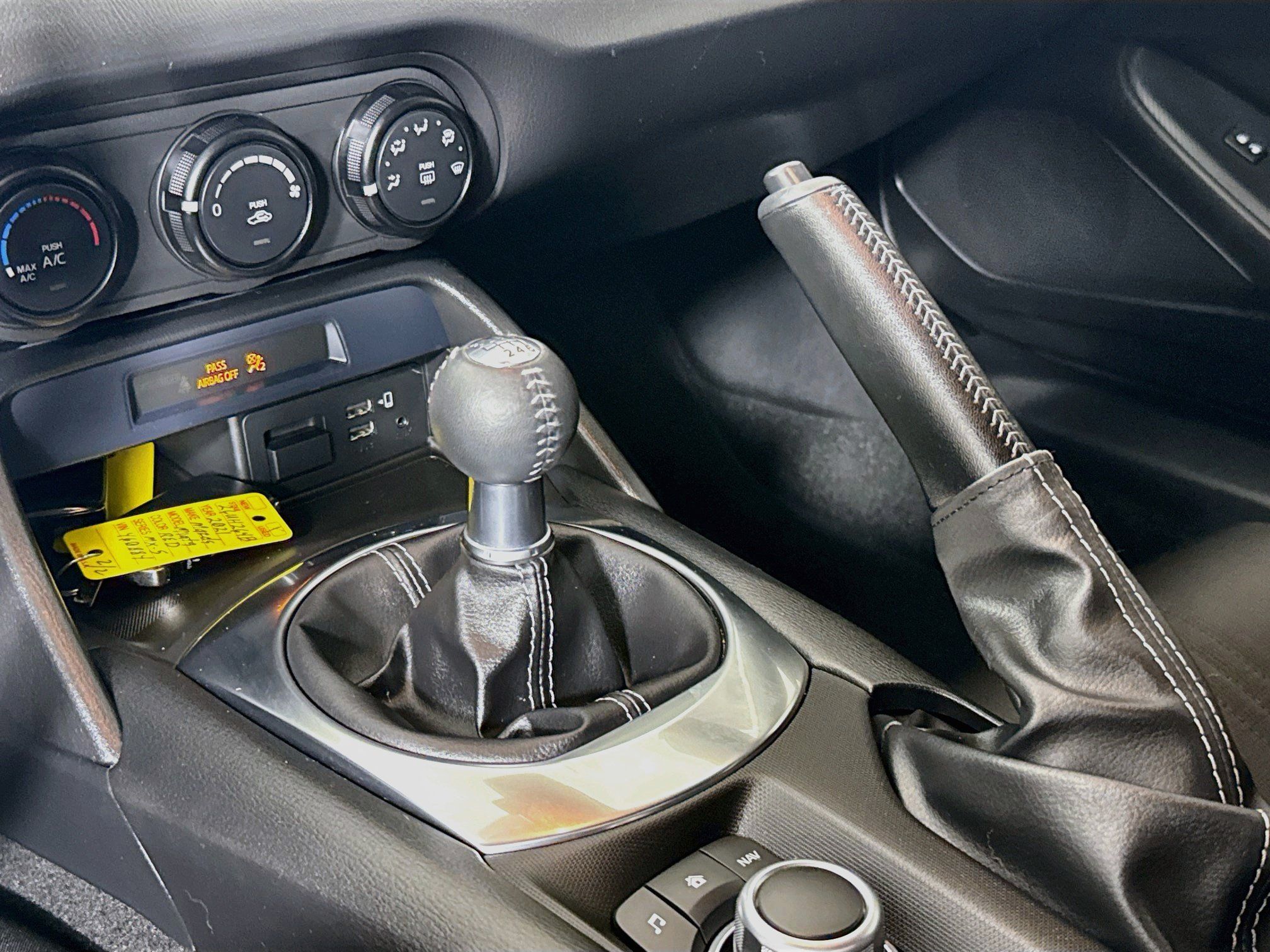 Used 2021 MAZDA MX-5 Miata Sport RWD image 18