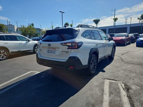 Used 2024 Subaru Outback Onyx Edition XT AWD/4WD image 7
