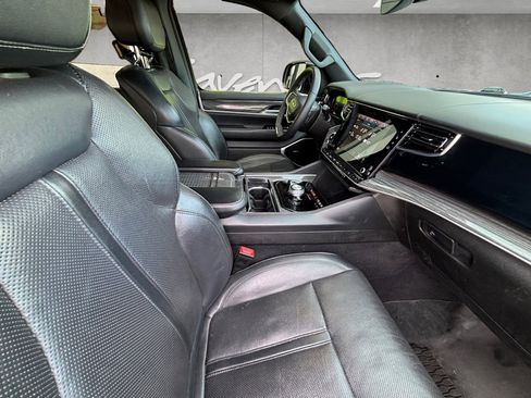 Used 2022 Jeep Wagoneer Series II image 29