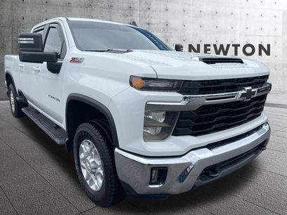 Used 2024 Chevrolet Silverado 2500 LT