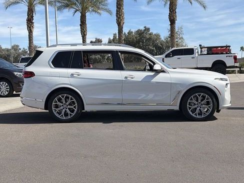 Used 2023 BMW X7 xDrive40i w/ Parking Assistance Package image 5