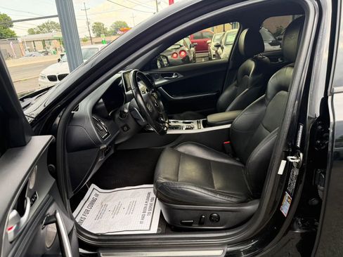 Used 2018 Kia Stinger GT1 RWD image 18
