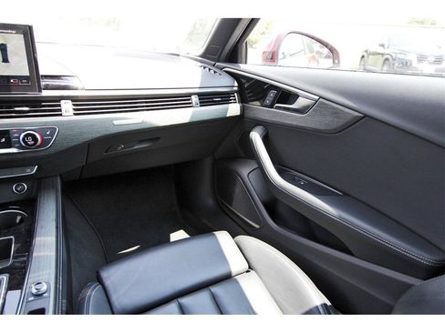 Used 2023 Audi A4 2.0T Premium Plus image 10