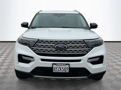 Used 2021 Ford Explorer Limited w/ Equipment Group 301A image 2