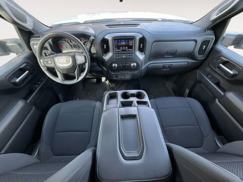Used 2021 GMC Sierra 2500 4x4 Crew Cab w/ Convenience Package image 10