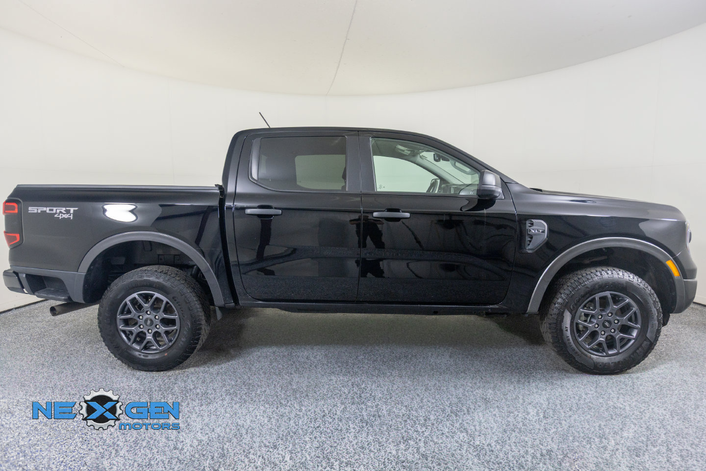 Used 2024 Ford Ranger XLT w/ Equipment Group 301A High AWD/4WD image 37