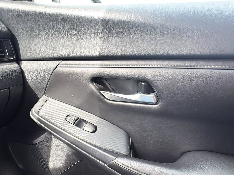 Certified 2025 Nissan Sentra SV FWD image 26