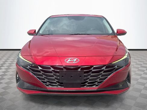 Used 2022 Hyundai Elantra Limited FWD image 2