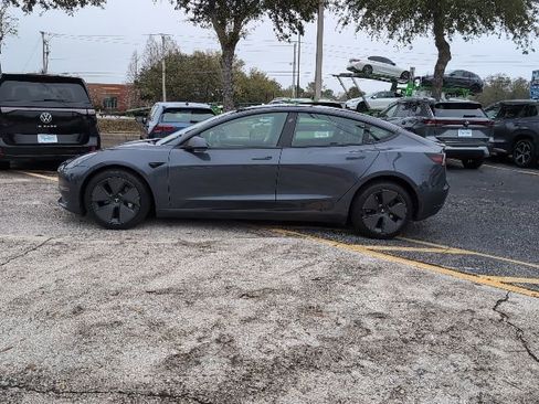 Used 2023 Tesla Model 3 Long Range image 3
