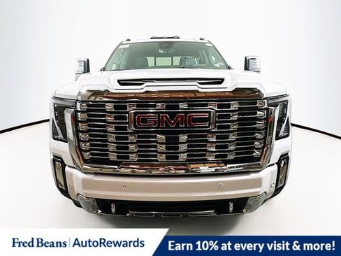 New 2025 GMC Sierra 2500 Denali w/ Technology Package image 2