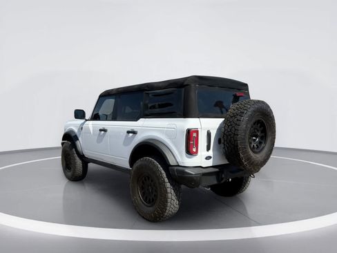 Used 2023 Ford Bronco Badlands AWD/4WD image 3