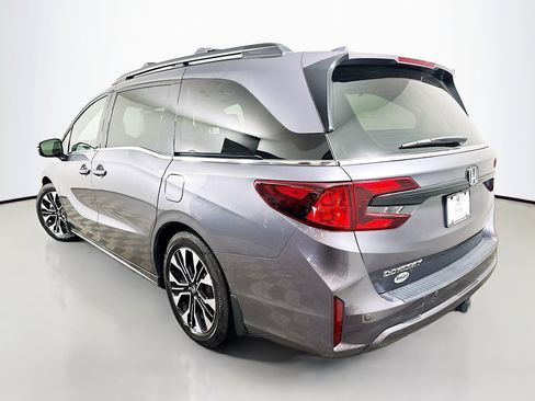 Used 2025 Honda Odyssey Elite image 5