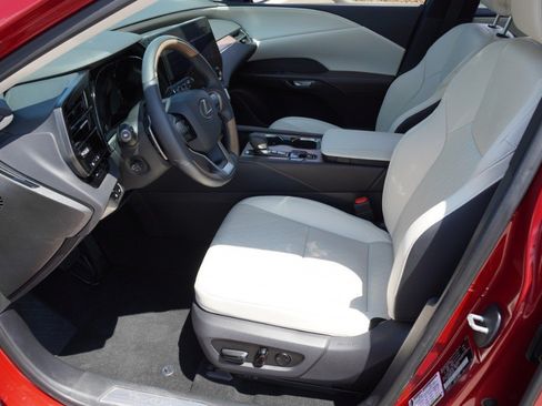 Certified 2023 Lexus RX 350 Premium Plus w/ Cold Area Package FWD image 13
