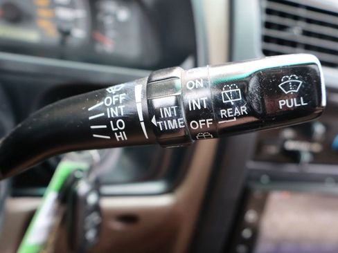 Used 2000 Toyota 4Runner SR5 image 31