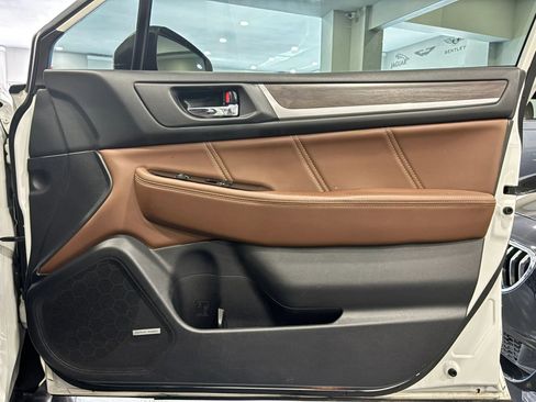 Used 2019 Subaru Outback 2.5i Touring AWD/4WD image 41