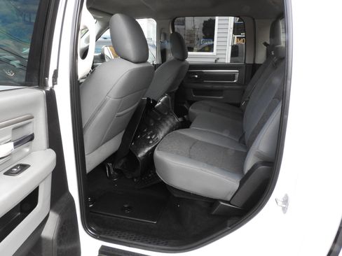 Used 2016 RAM 1500 Big Horn image 8