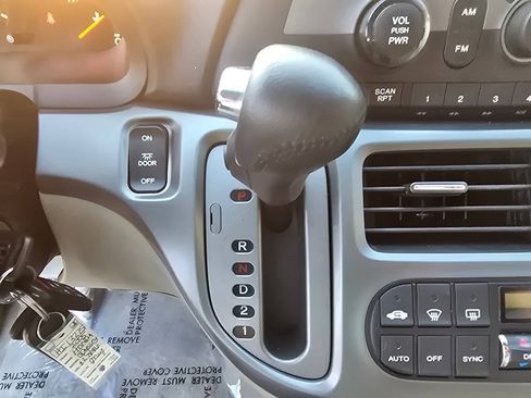 Used 2005 Honda Odyssey Touring image 61