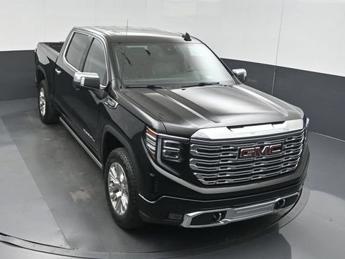 Used 2023 GMC Sierra 1500 Denali w/ Technology Package AWD/4WD image 44