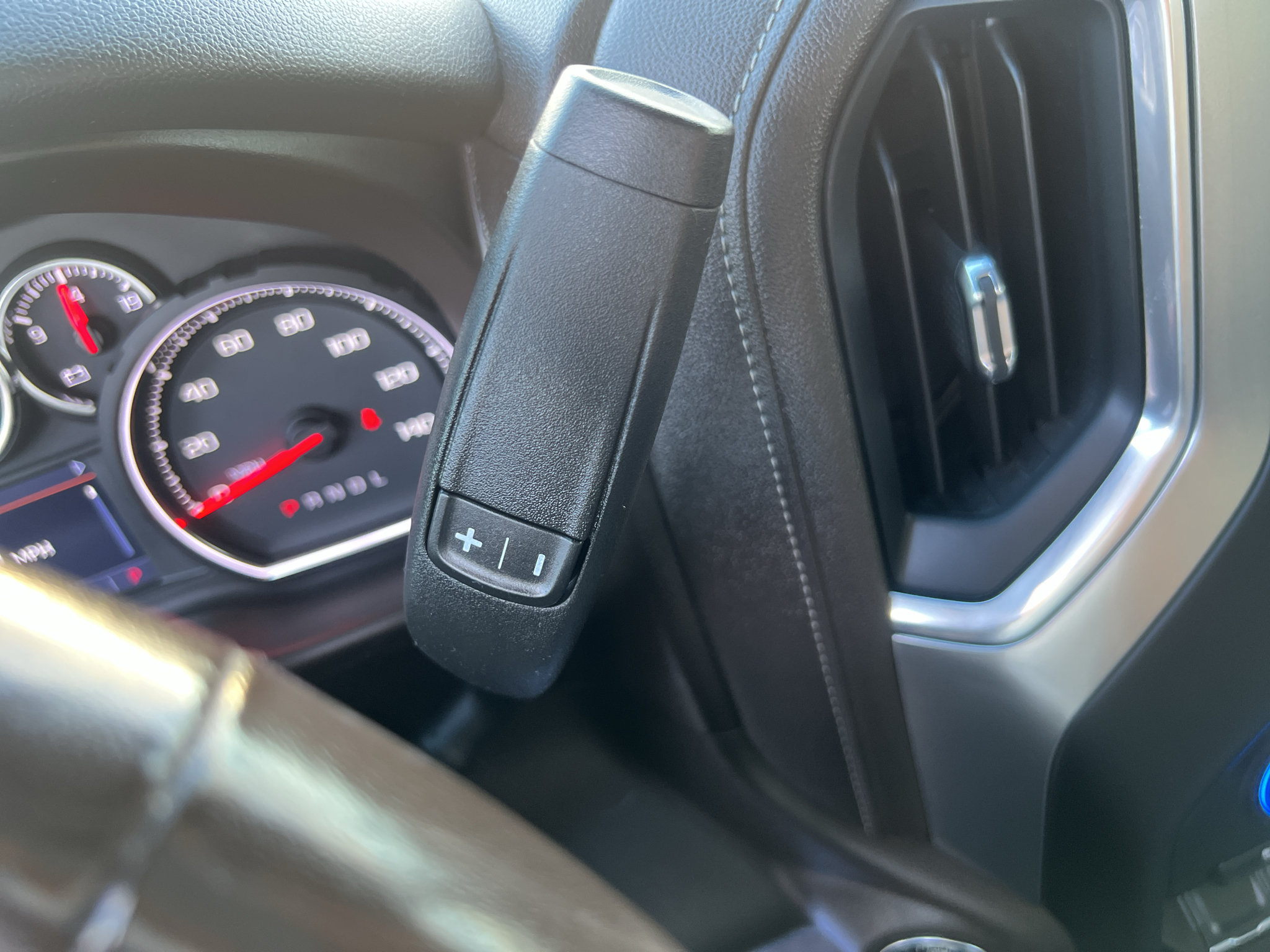 Used 2019 Chevrolet Silverado 1500 LT w/ All-Star Edition AWD/4WD image 18