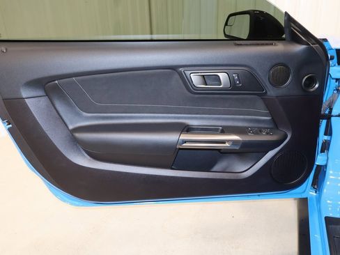 Certified 2017 Ford Mustang Shelby GT350 w/ Electronics Package image 11