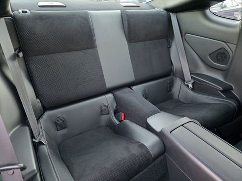 Used 2024 Toyota GR86 Premium image 30