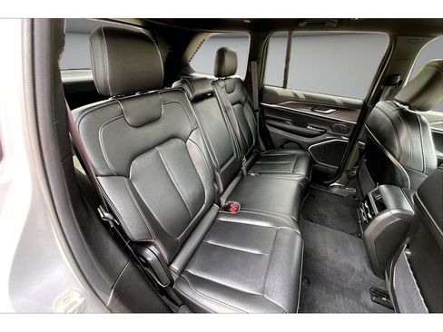 Used 2024 Jeep Grand Cherokee Limited 4xe AWD/4WD image 42