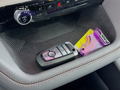 New 2026 Ford Explorer Active w/ Active Comfort Package AWD/4WD image 22