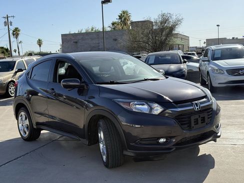 Used 2016 Honda HR-V EX-L image 2
